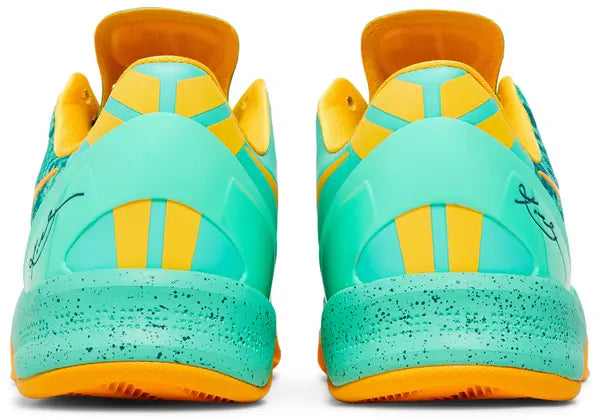 Nike Kobe 8 Green Glow Snakeskin Basketball Trainers