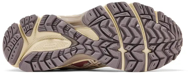ASICS GEL-Kahana 8 Sneakers – White / Pink