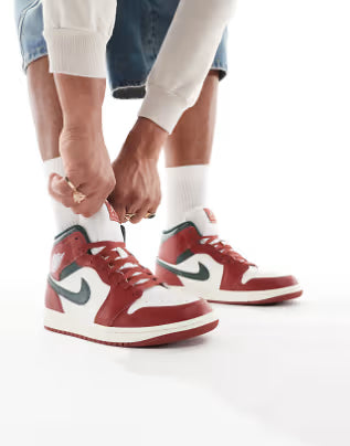 Nike Jordan