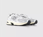 New Balance MR530 Trainers White Silver Off White Black – Retro Running Sneakers for Everyday Wear