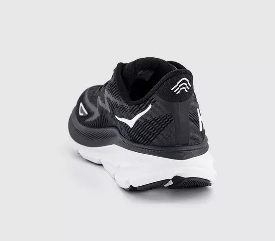 HOKA Clifton 9 Trainers – Black / White