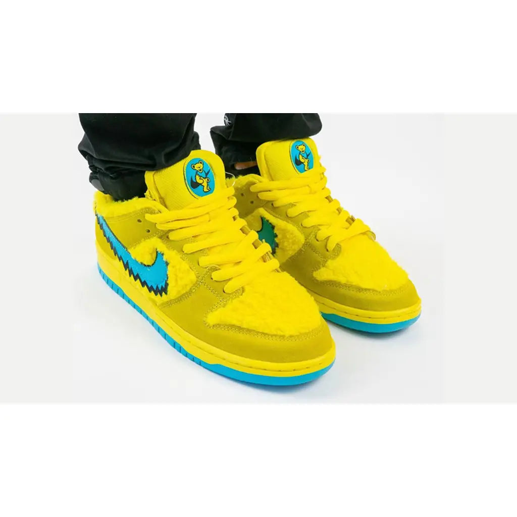 Grateful Dead x Nike SB Dunk Low Opti Yellow – Limited Edition SB Dunk Trainers