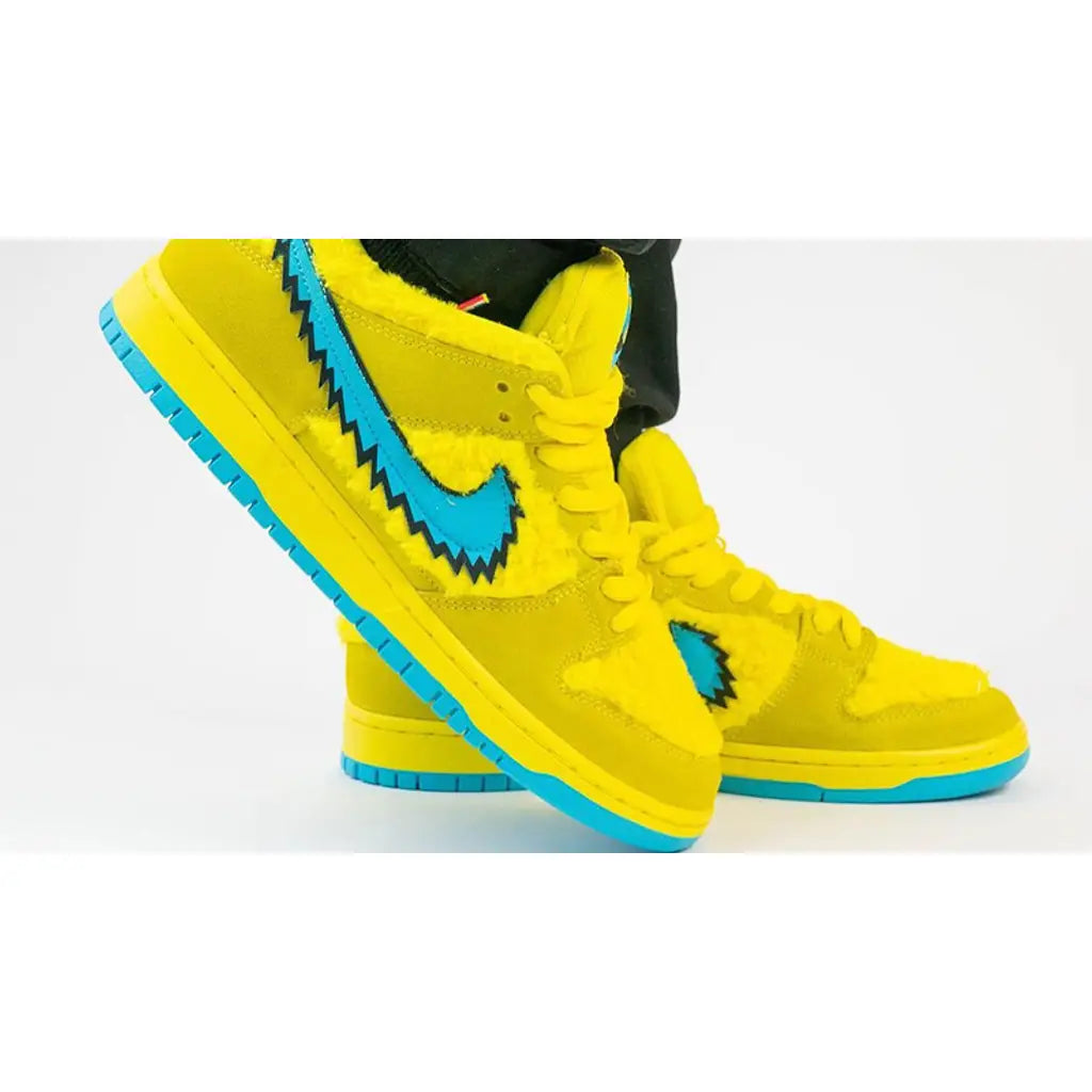 Grateful Dead x Nike SB Dunk Low Opti Yellow – Limited Edition SB Dunk Trainers