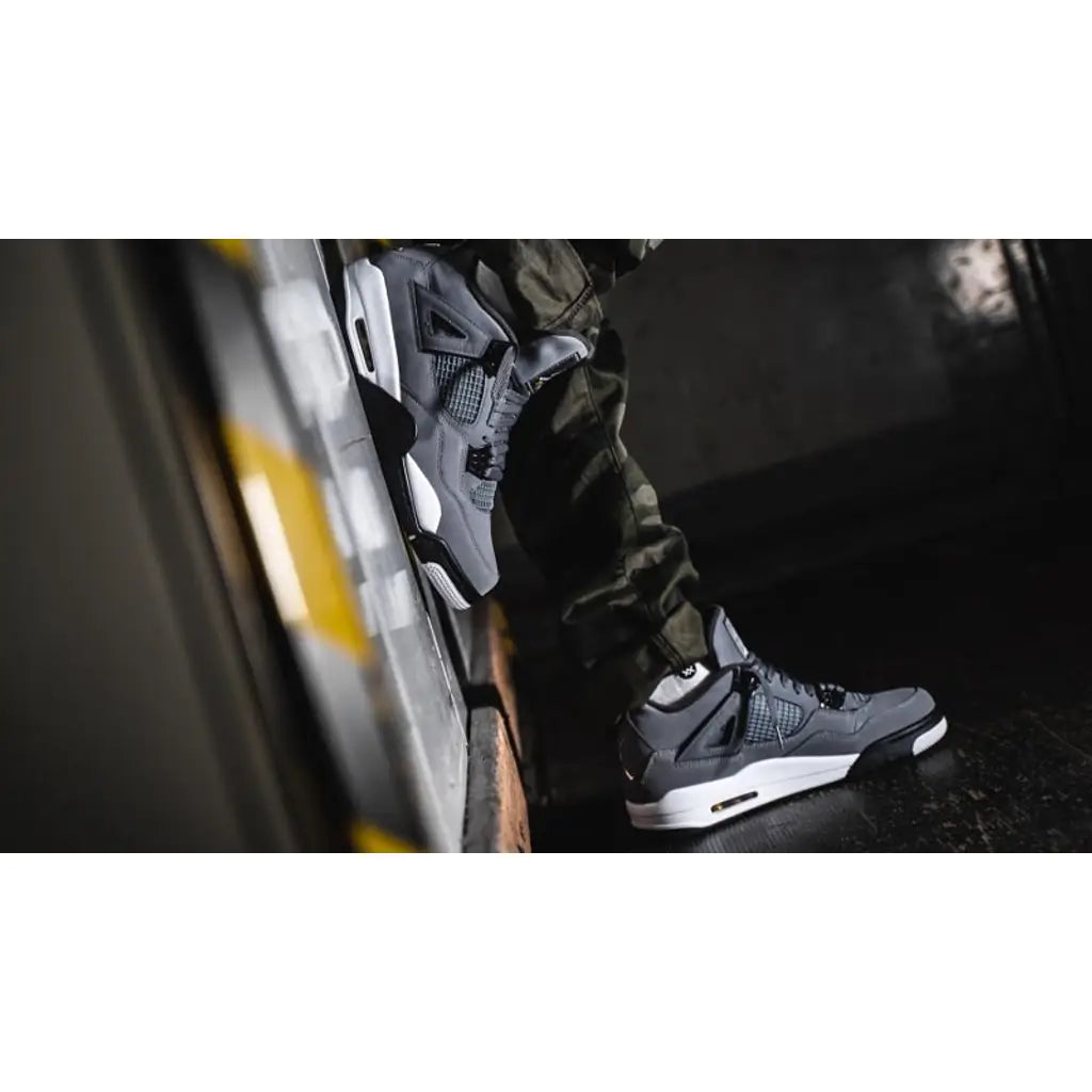 Air Jordan 4 Cool Grey – Iconic Silhouette with Subtle Grey Accents