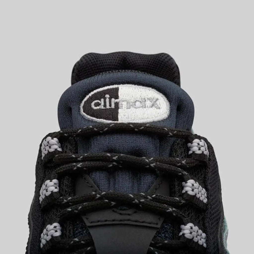 Nike Air Max 95 QS “Metallic Platinum” Trainers Sneakers
