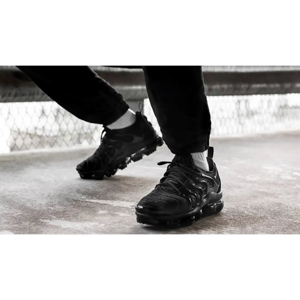 Nike Air VaporMax Plus Triple Black Trainers Sneakers