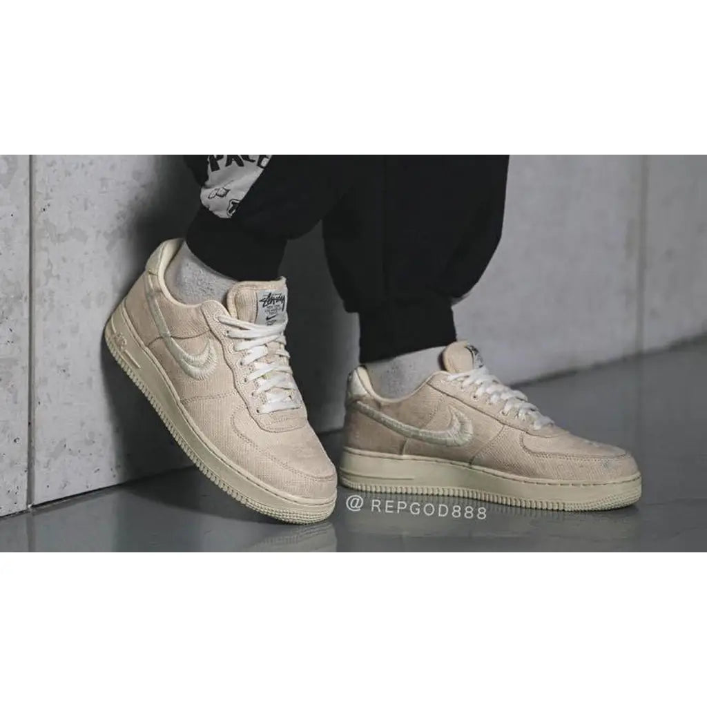 Stüssy x Nike Air Force 1 Fossil Stone – Streetwear Collaboration Sneaker