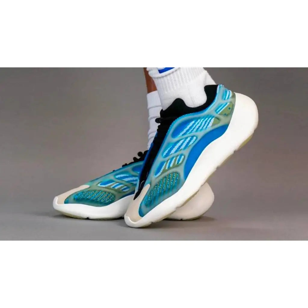 Yeezy 700 V3 Arzareth