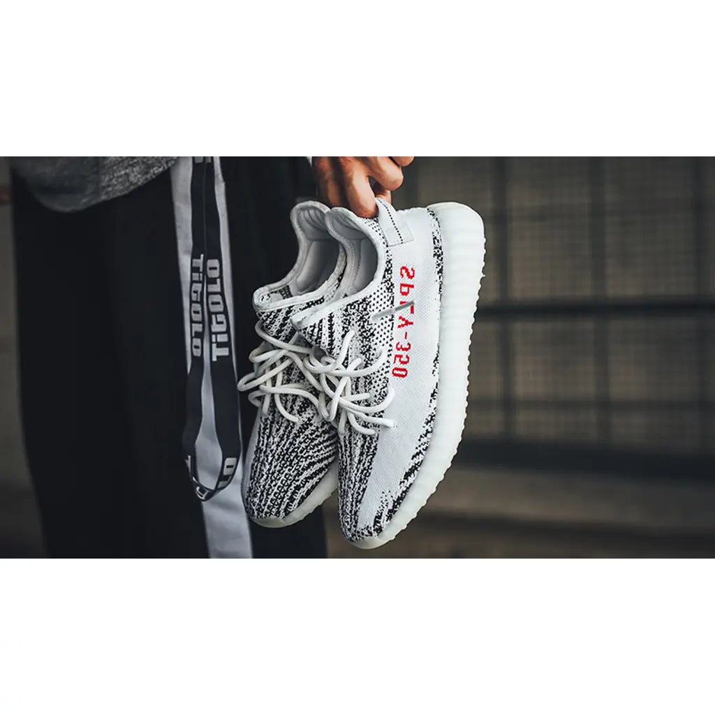 Yeezy Boost 350 V2 Zebra
