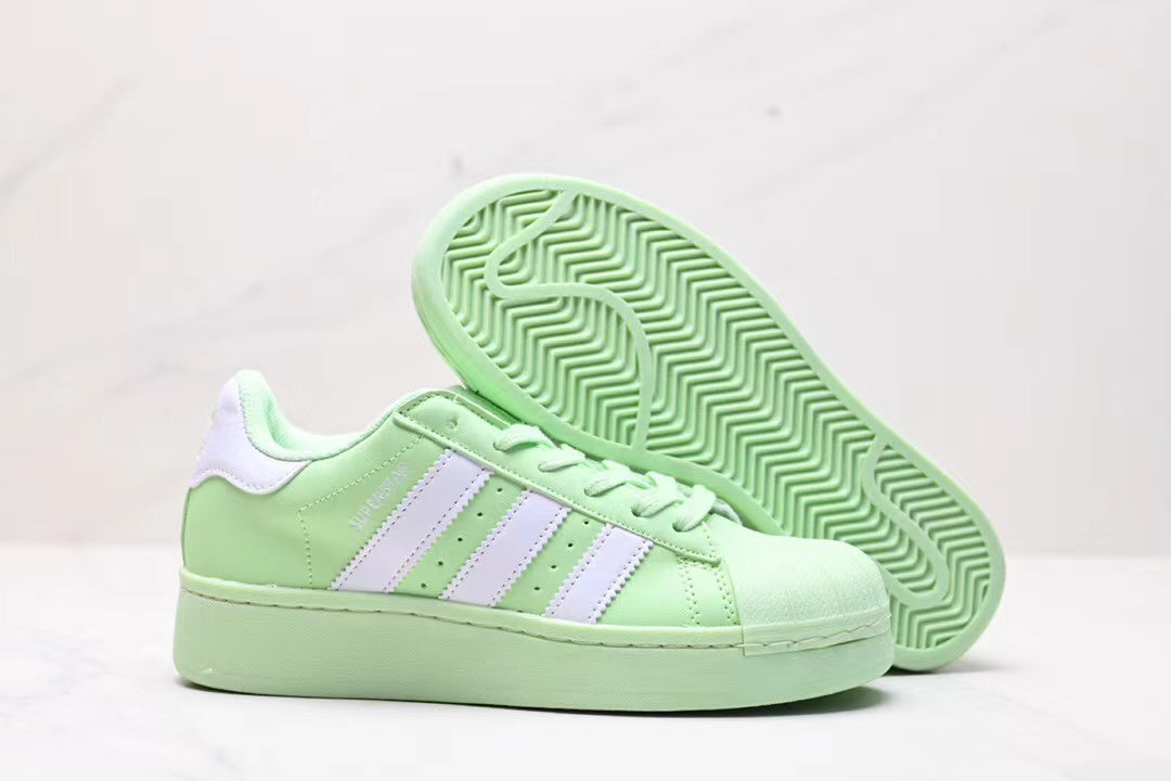 Adidas Superstar Sneakers – Green