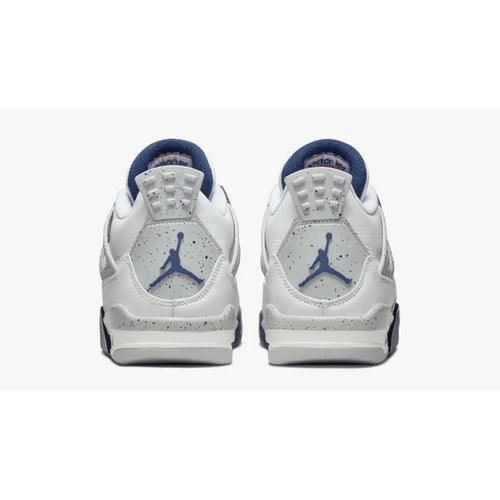 Air Jordan 4 GS Midnight Navy – Classic Silhouette with Bold Navy Accents
