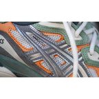 ASICS GEL-NYC Sneakers – Cream / Clay Grey