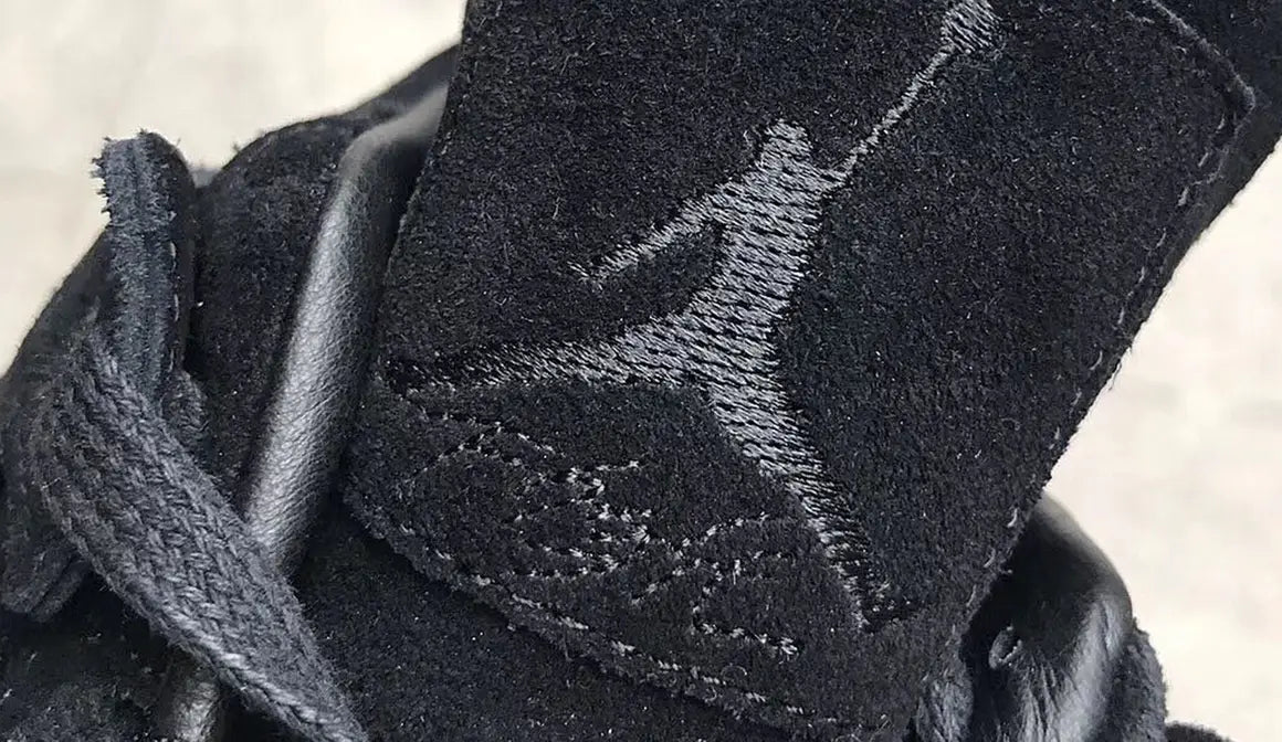 KAWS x Air Jordan 4 Looksee – Rare with Premium Suede Design