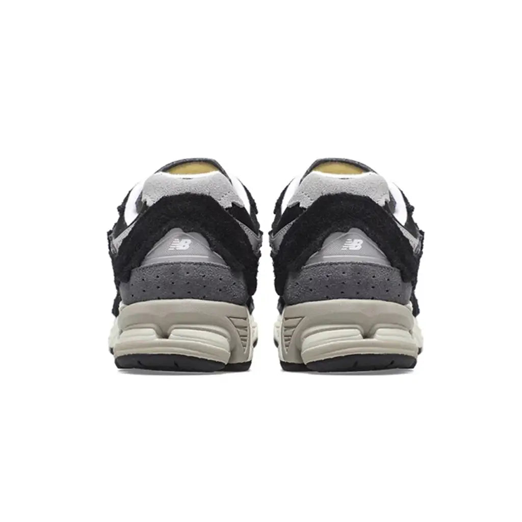 New Balance 2002R ‘Protection Pack Black Grey’ Trainers – Suede Mesh Sneakers with ABZORB & N-ergy Cushioning