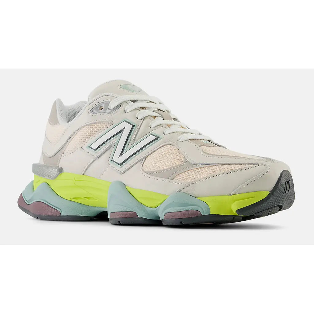 New Balance 9060 Moonbeam Vintage Rose