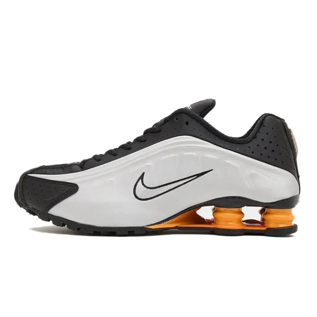 Nike Shox R4 Bright Mandarin – Vibrant Cushioned Sneakers