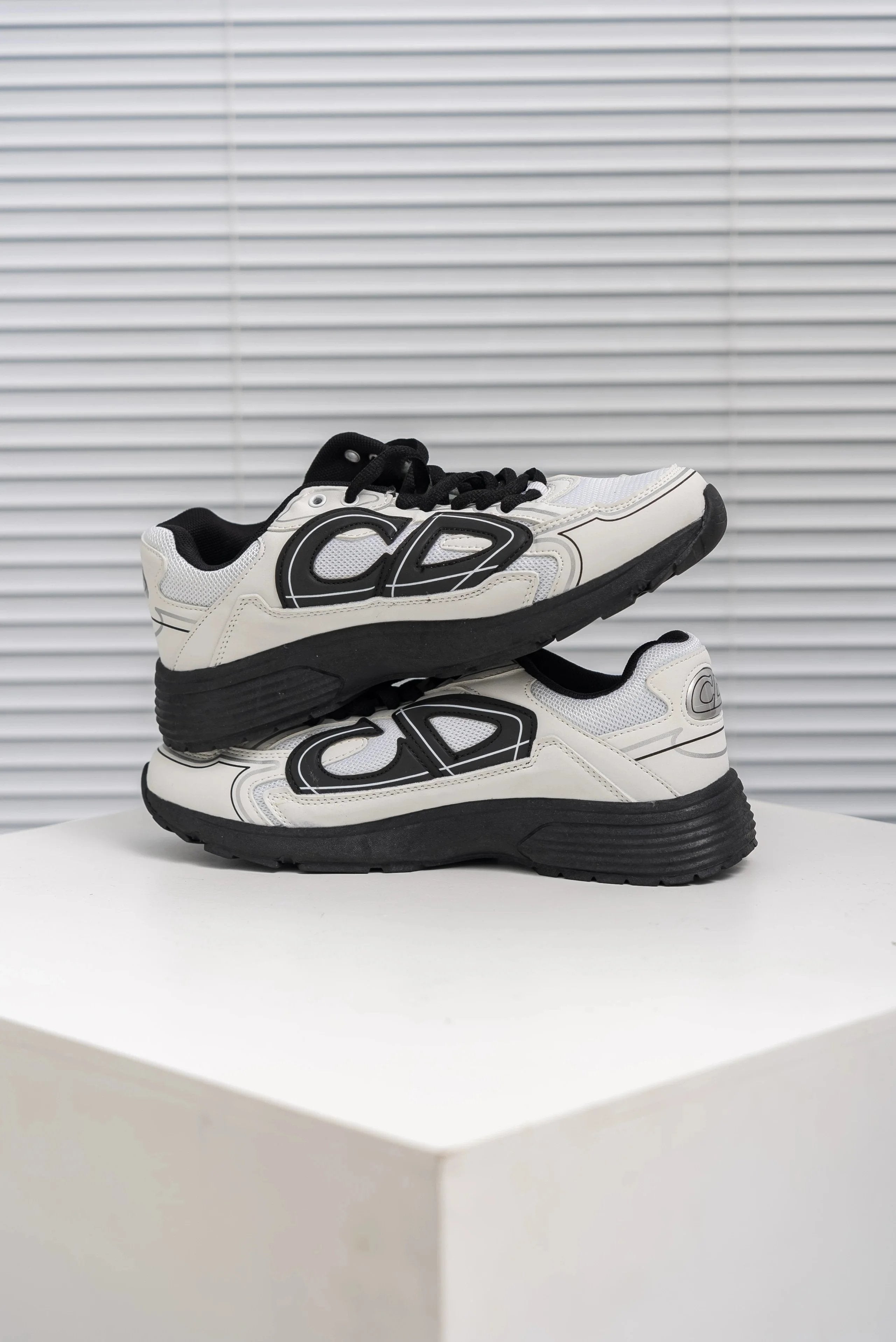 Dior B30 ‘White Black’ Sneakers – Luxury Performance Runner Trainers
