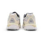 ASICS GEL-NYC Sneakers – Concrete / Oatmeal / White / Cream