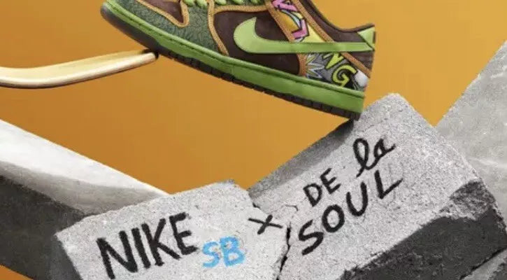 Nike SB Dunk Low ‘De La Soul’ 2015 – Classic Retro SB Dunk Trainers