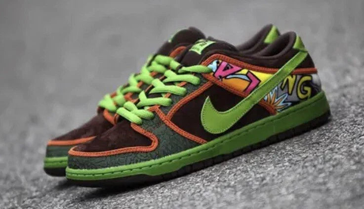 Nike SB Dunk Low ‘De La Soul’ 2015 – Classic Retro SB Dunk Trainers