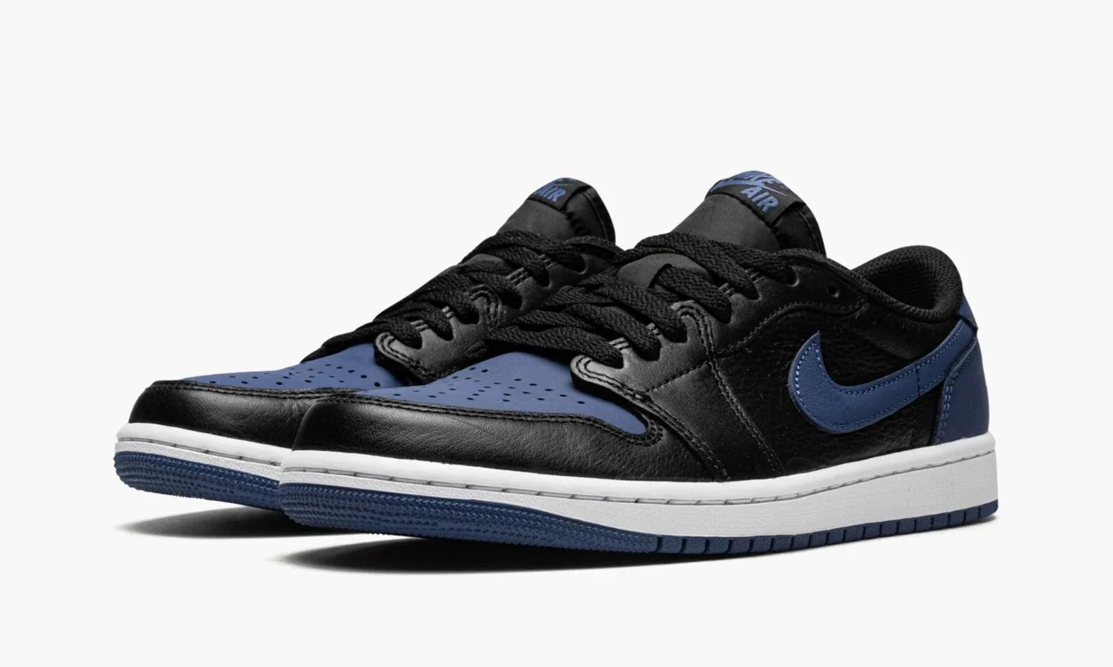 Air Jordan 1 Retro Low OG Mystic Navy Trainers – Premium Leather Men’s Sneakers