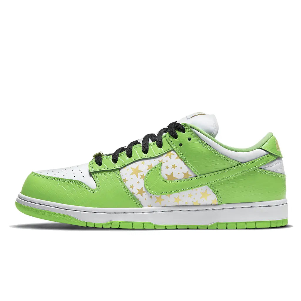 Supreme x Nike SB Dunk Low Stars Mean Green – Limited Edition Supreme SB Dunk