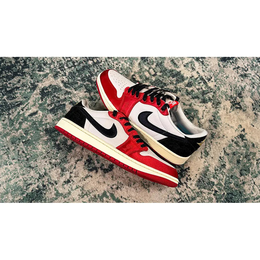 Trophy Room x Air Jordan 1 Low Retro OG Away Trainers – Limited Edition AJ1 Sneakers